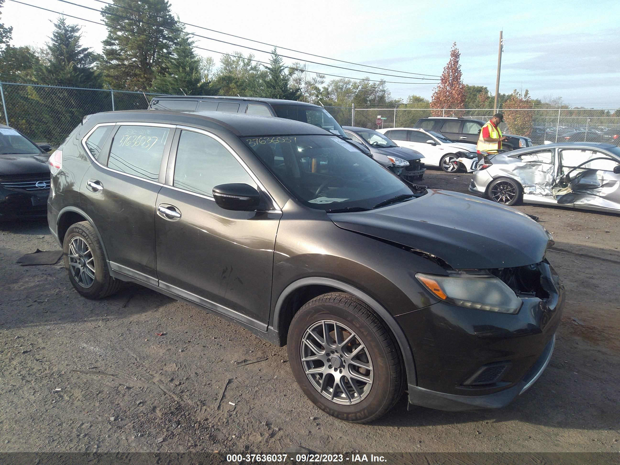 nissan rogue 2015 5n1at2mt2fc883968