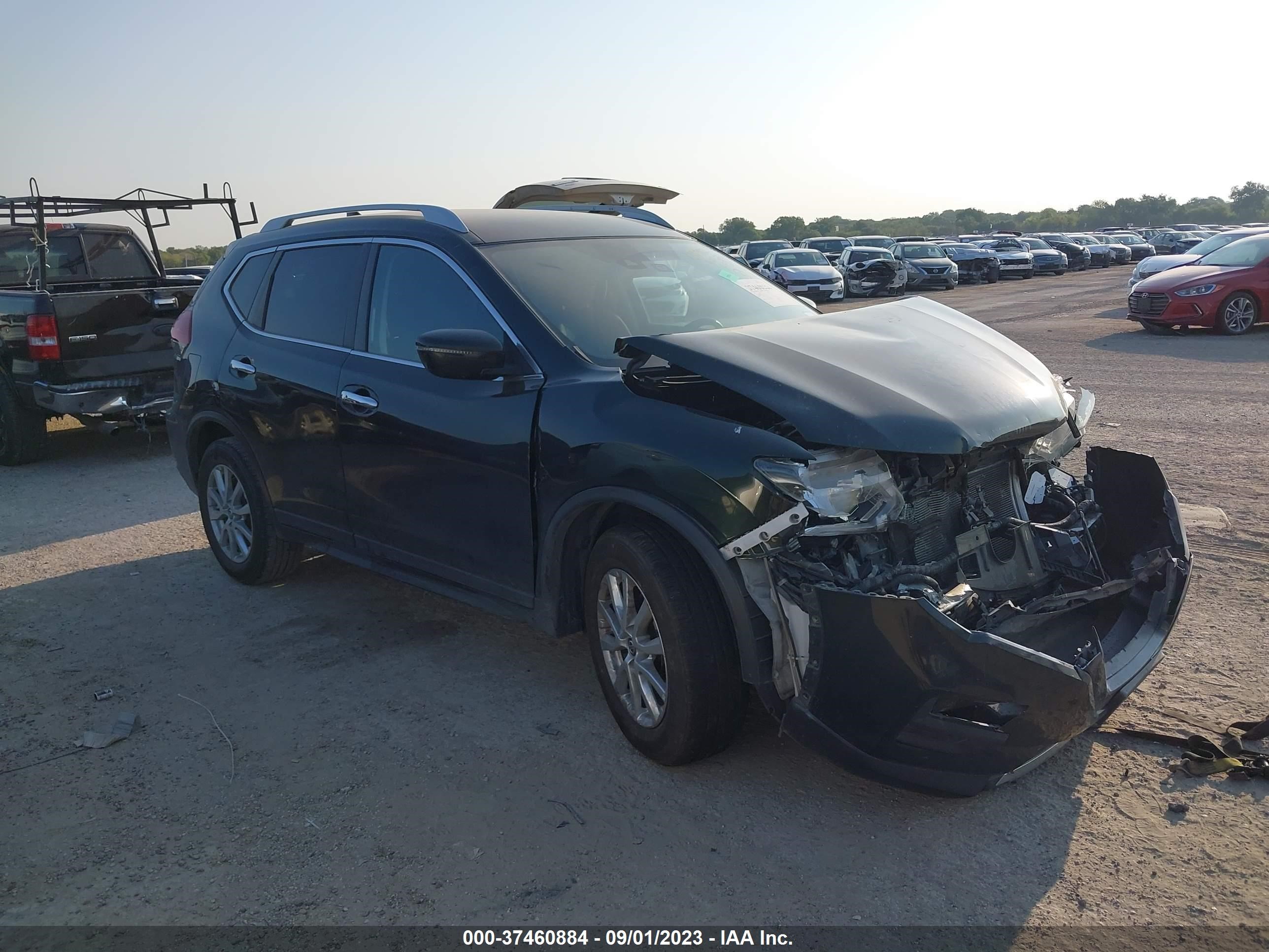 nissan rogue 2019 5n1at2mt2lc717638