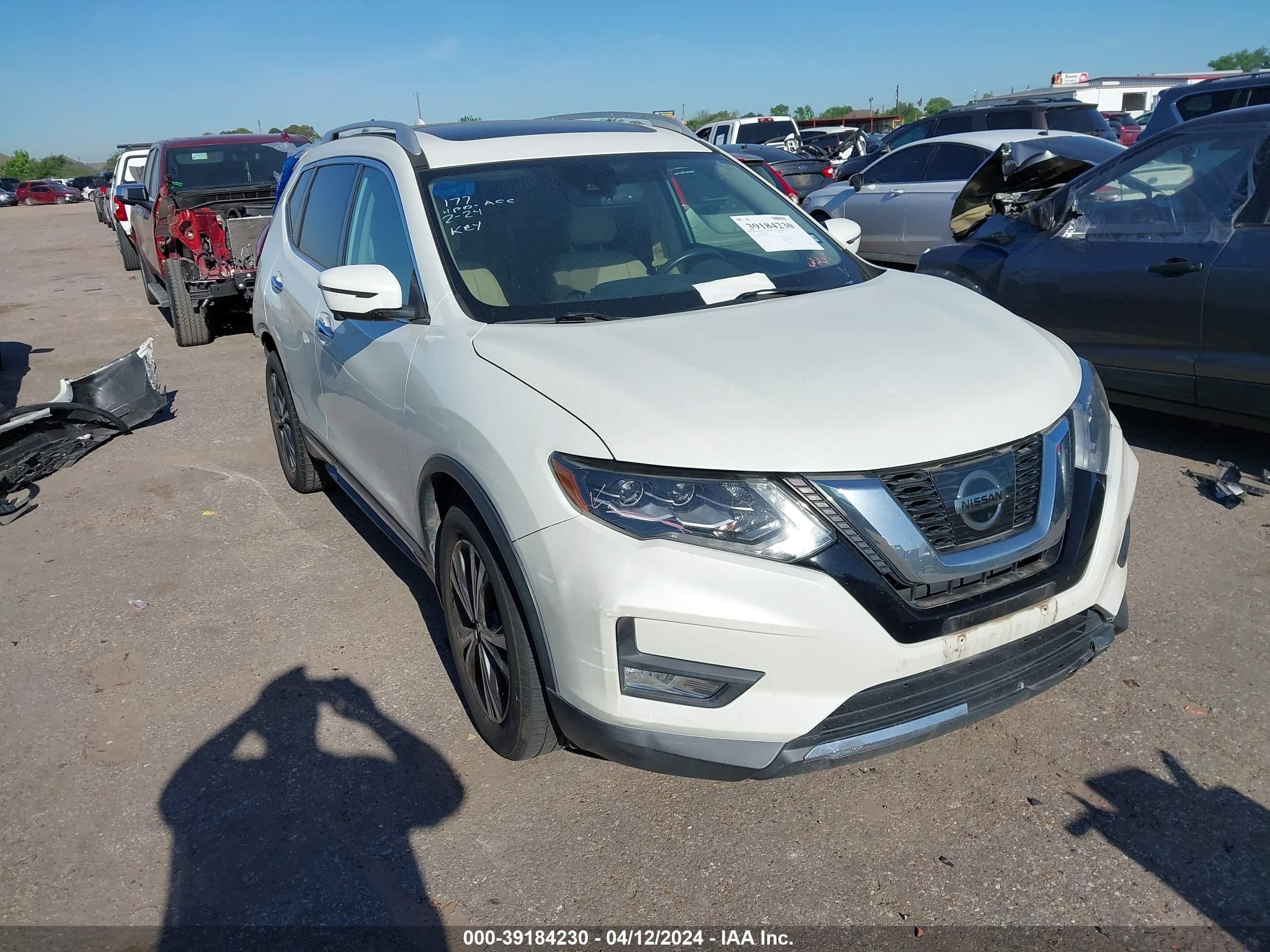 nissan rogue 2017 5n1at2mt3hc886459