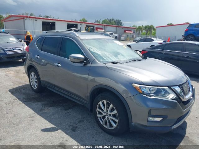 nissan rogue 2017 5n1at2mt5hc833018