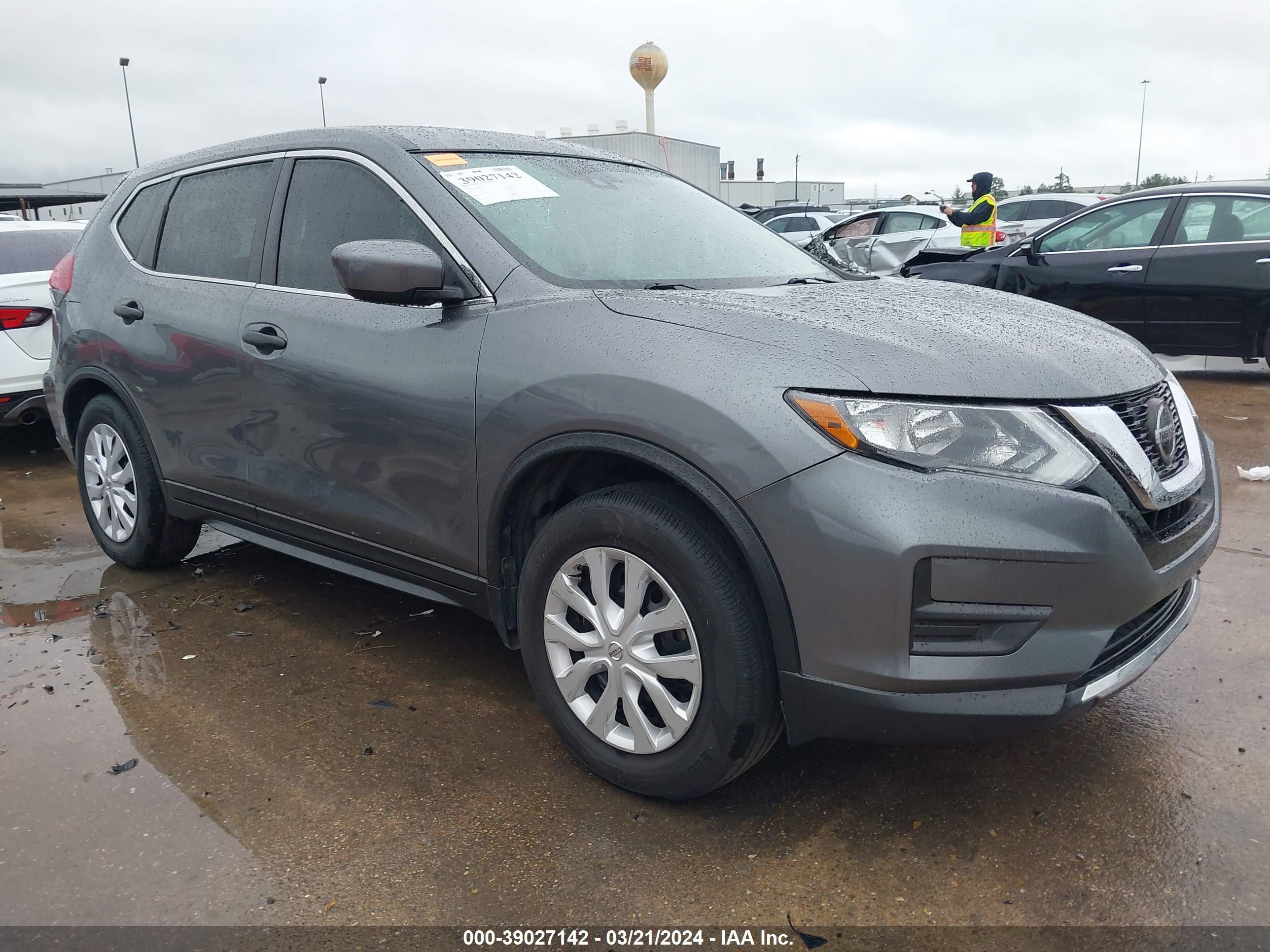 nissan rogue 2019 5n1at2mt7kc845677