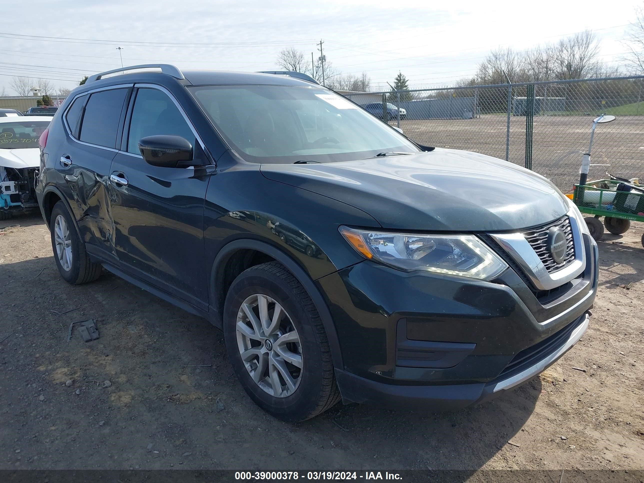 nissan rogue 2018 5n1at2mt8jc771345