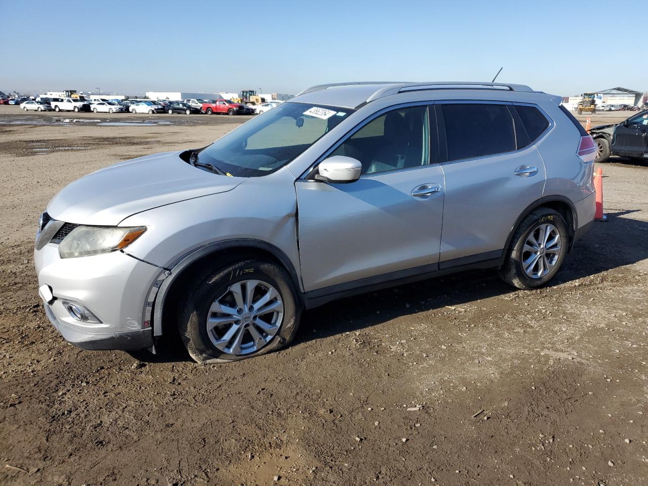 nissan rogue 2015 5n1at2mtxfc811352