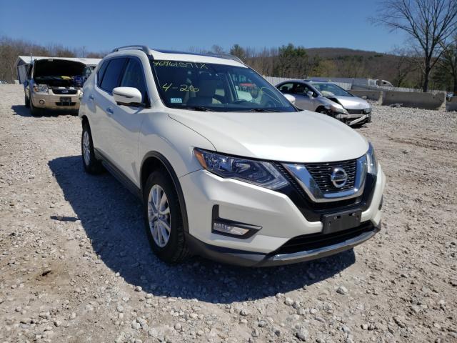 nissan  2017 5n1at2mv0hc776695