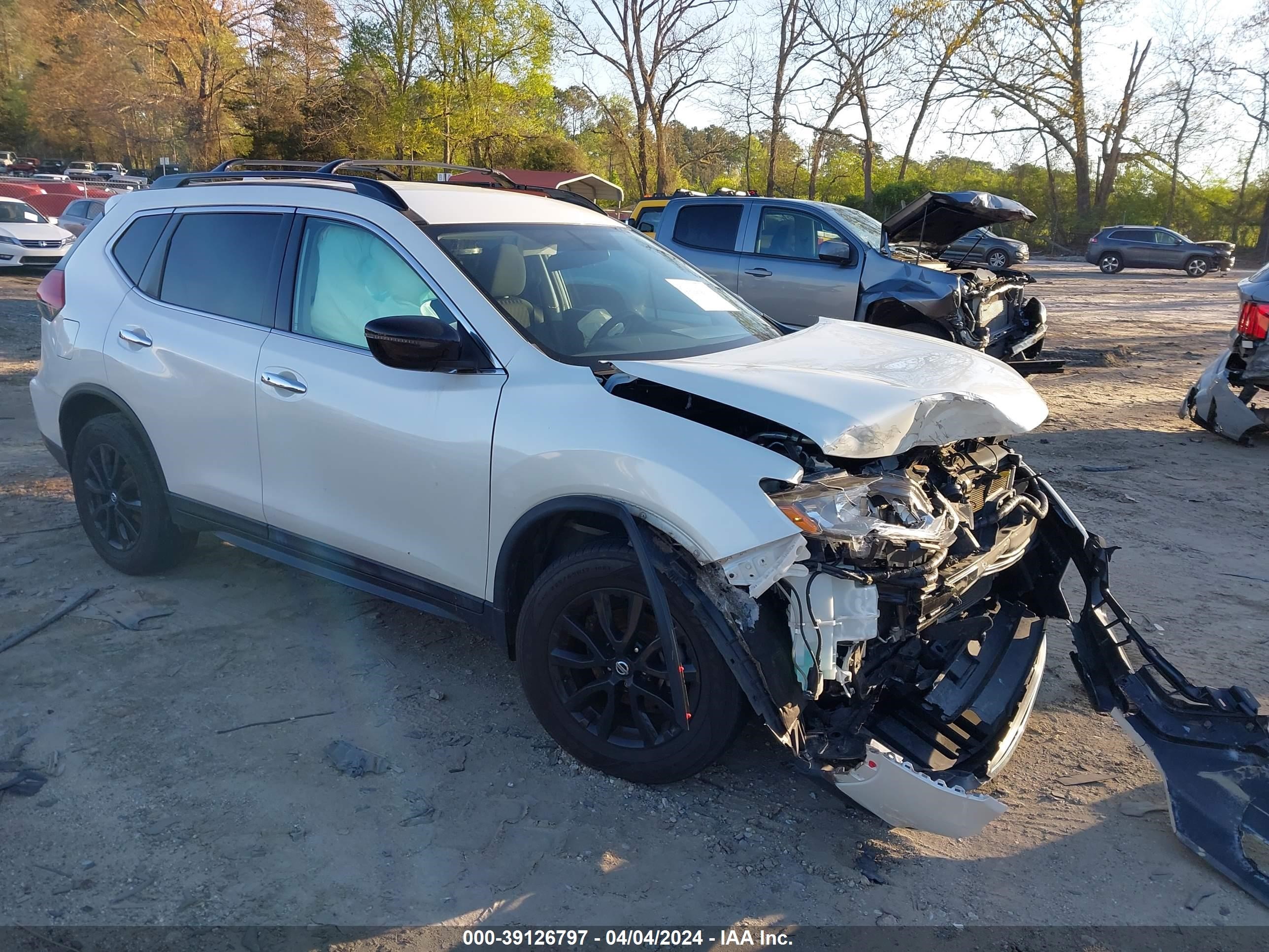 nissan rogue 2017 5n1at2mv0hc818735