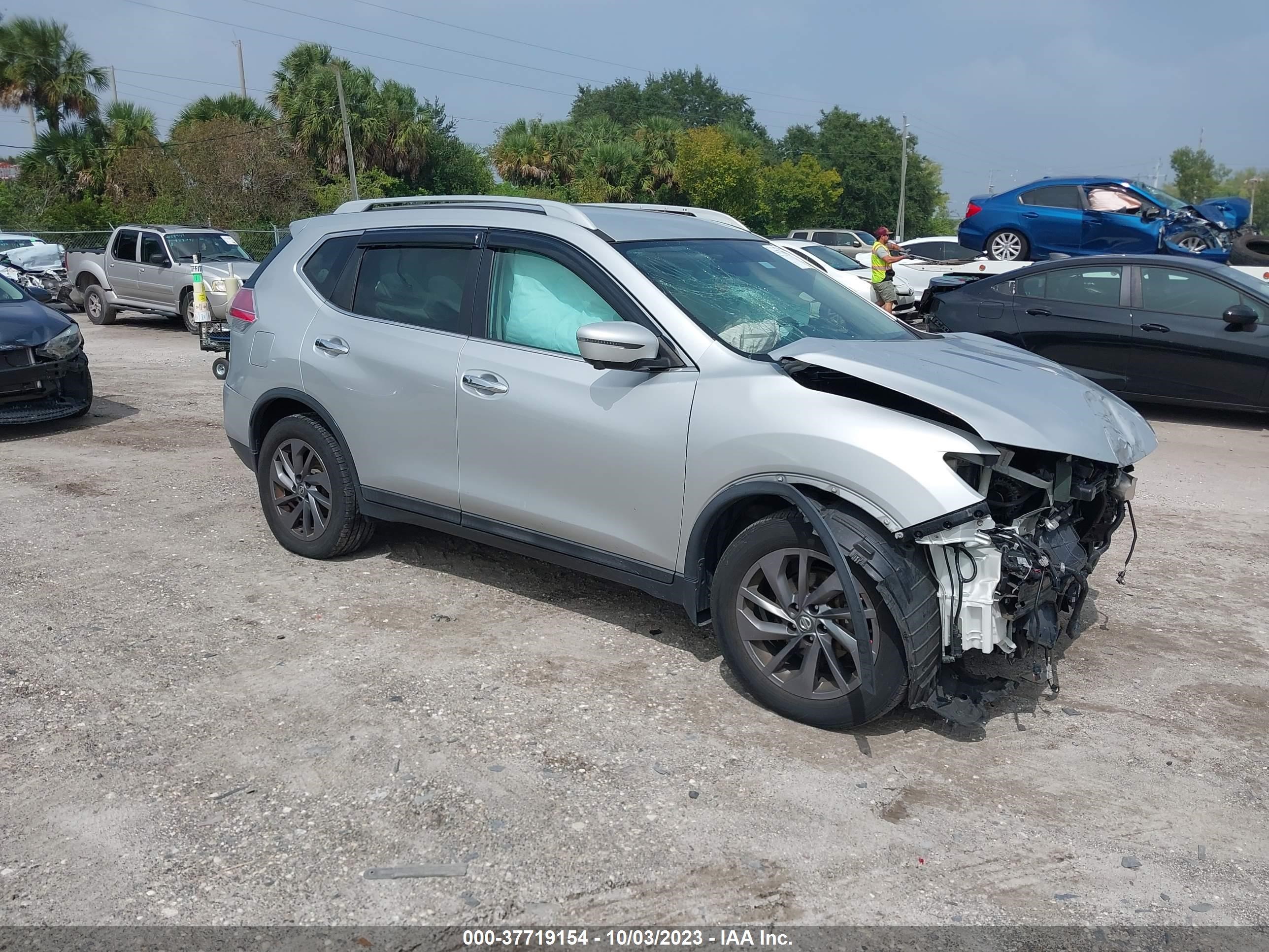 nissan rogue 2016 5n1at2mv2gc924442