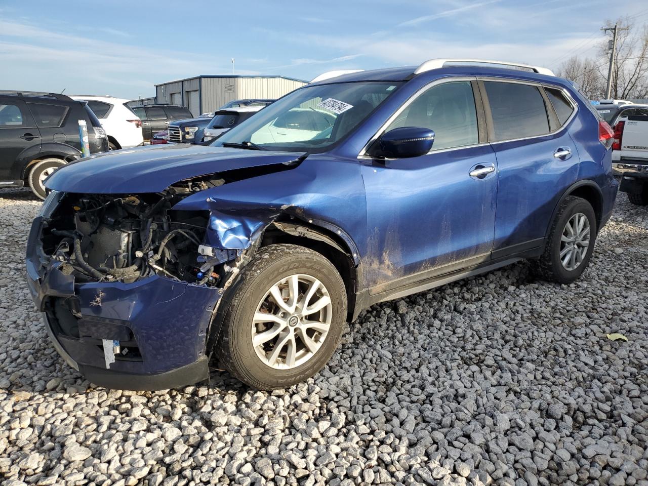 nissan rogue 2017 5n1at2mv3hc774200