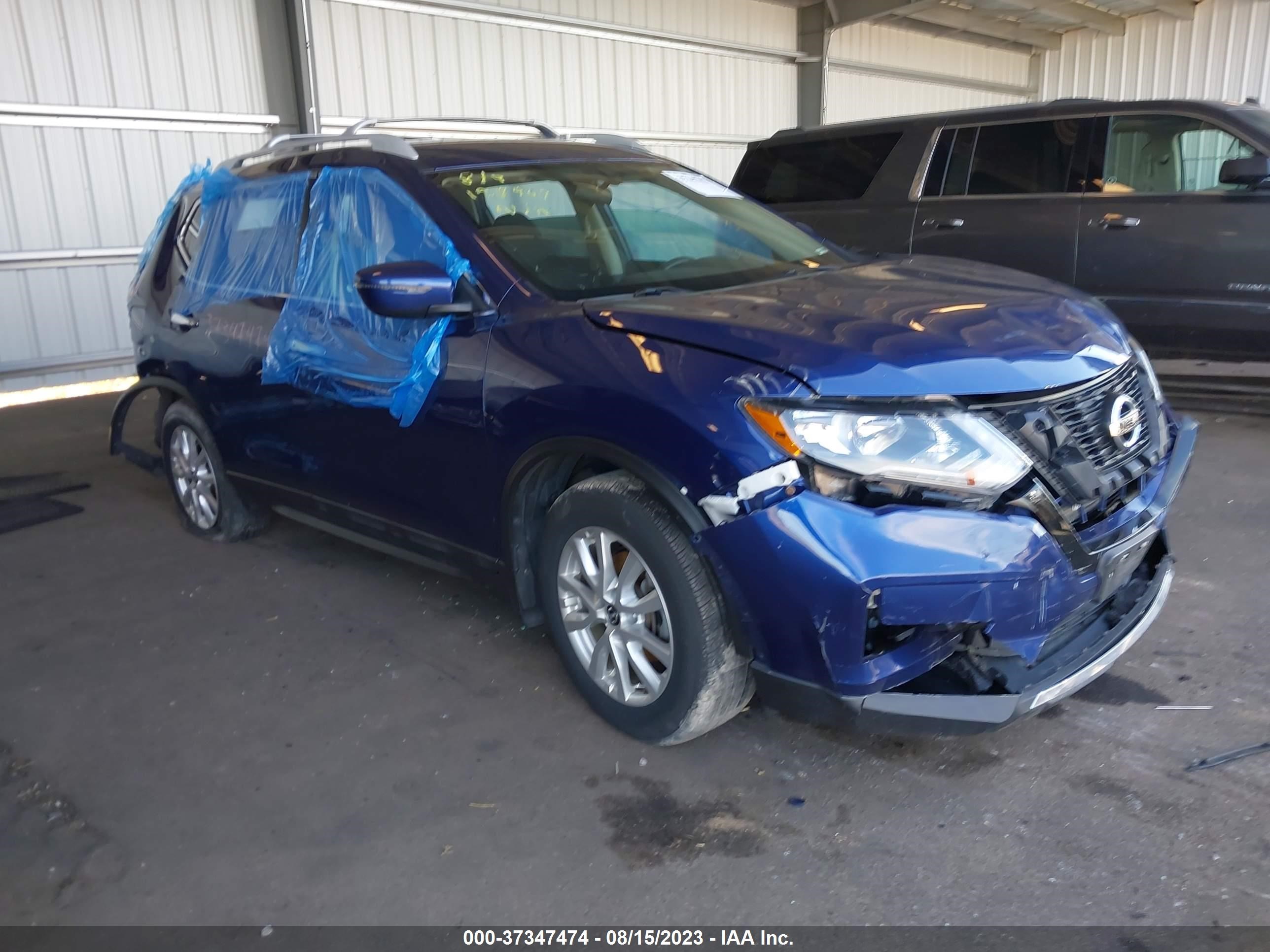 nissan rogue 2017 5n1at2mv3hc810855