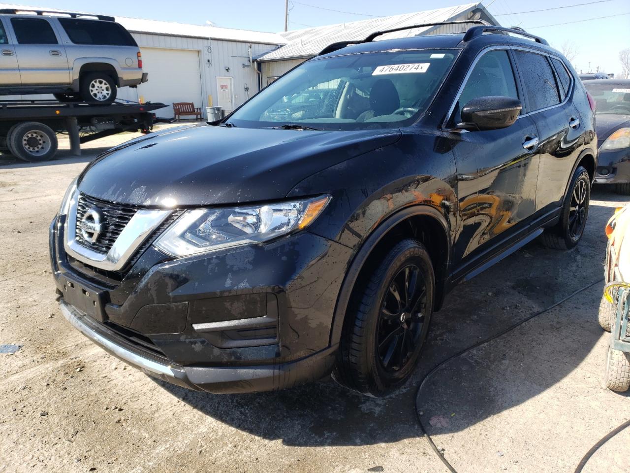 nissan rogue 2017 5n1at2mv4hc824411