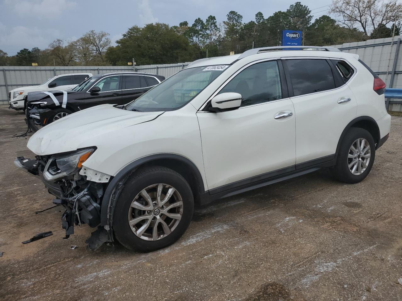 nissan rogue 2017 5n1at2mv4hc858896