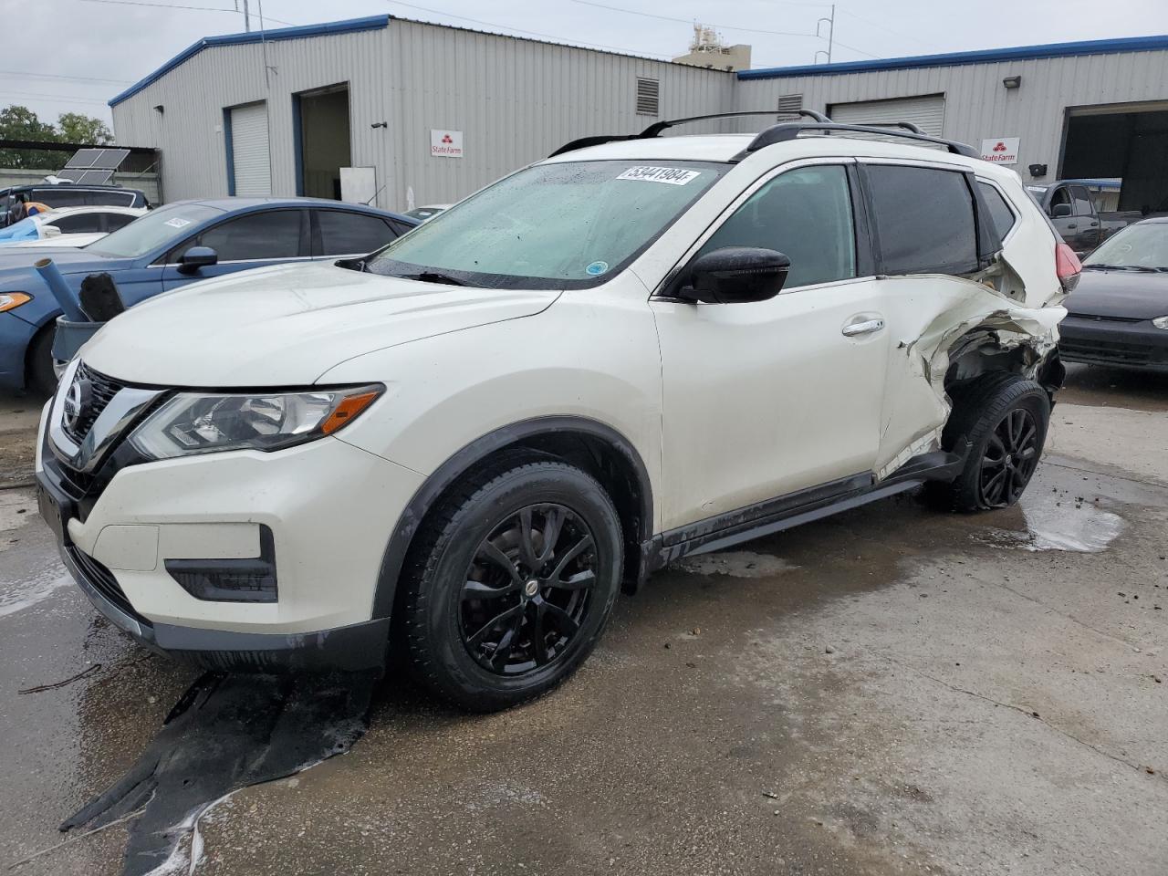 nissan rogue 2017 5n1at2mv5hc803275