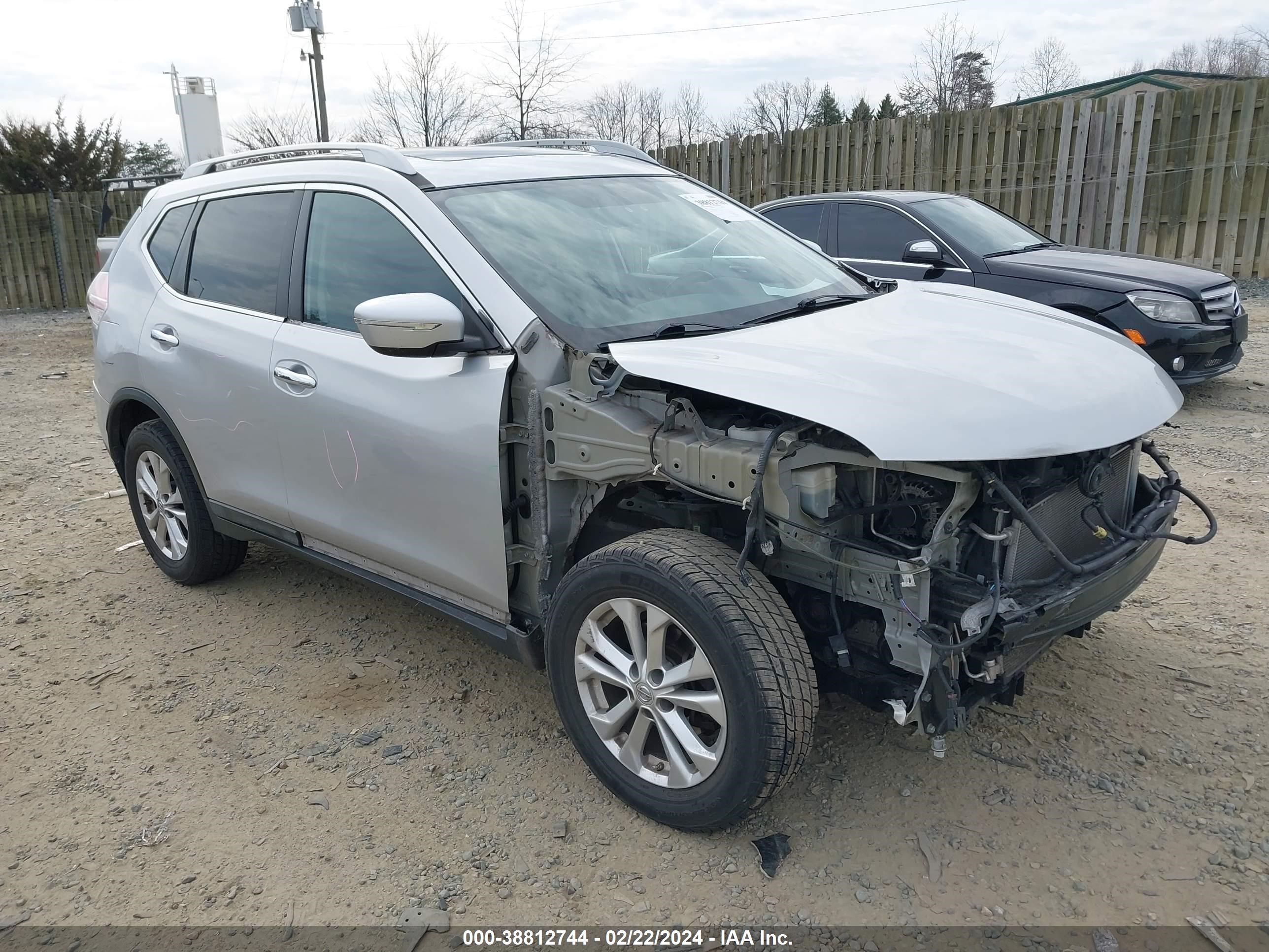 nissan rogue 2015 5n1at2mv8fc824747