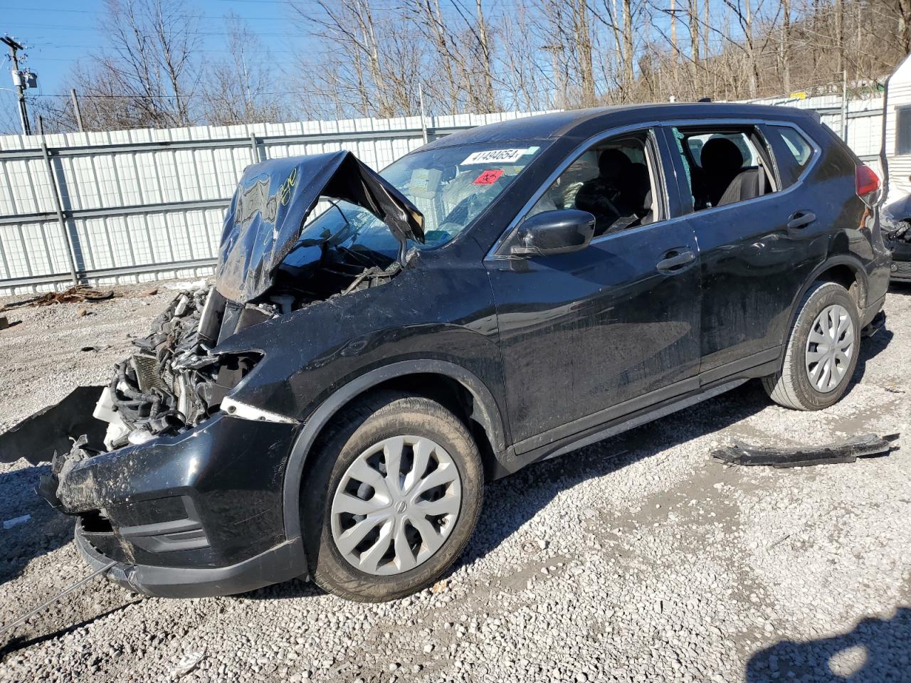 nissan rogue 2017 5n1at2mv8hc823522