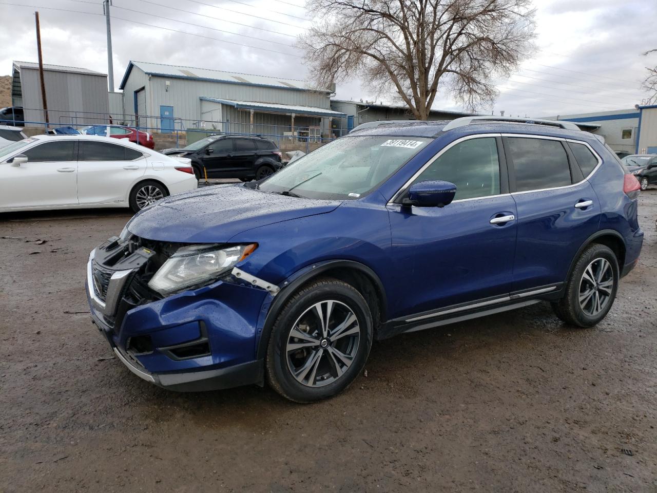 nissan rogue 2018 5n1at2mv8jc785425