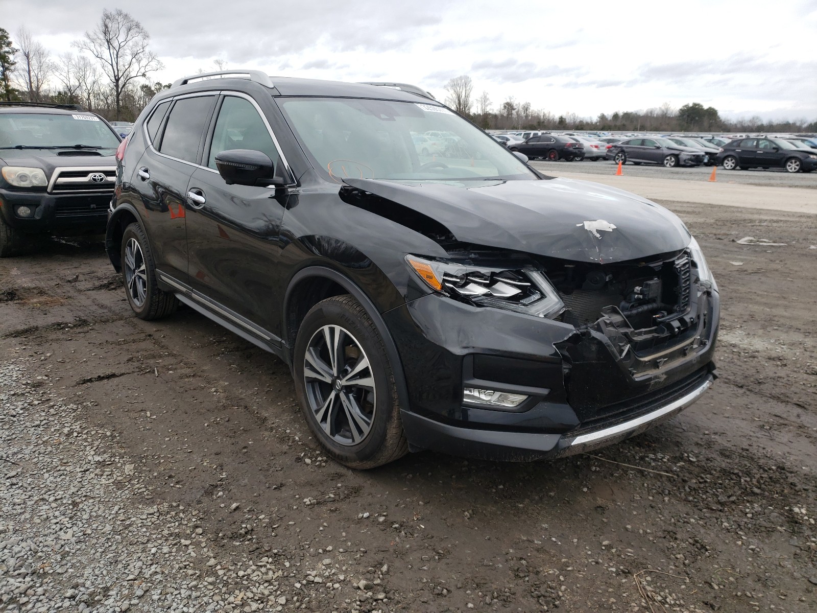 nissan rogue sv 2017 5n1at2mvxhc826468