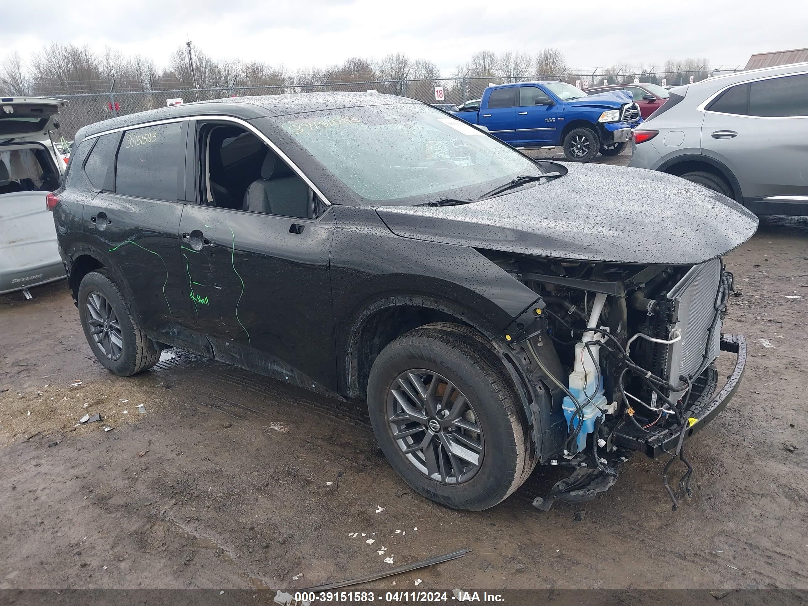 nissan rogue 2021 5n1at3ab2mc697670