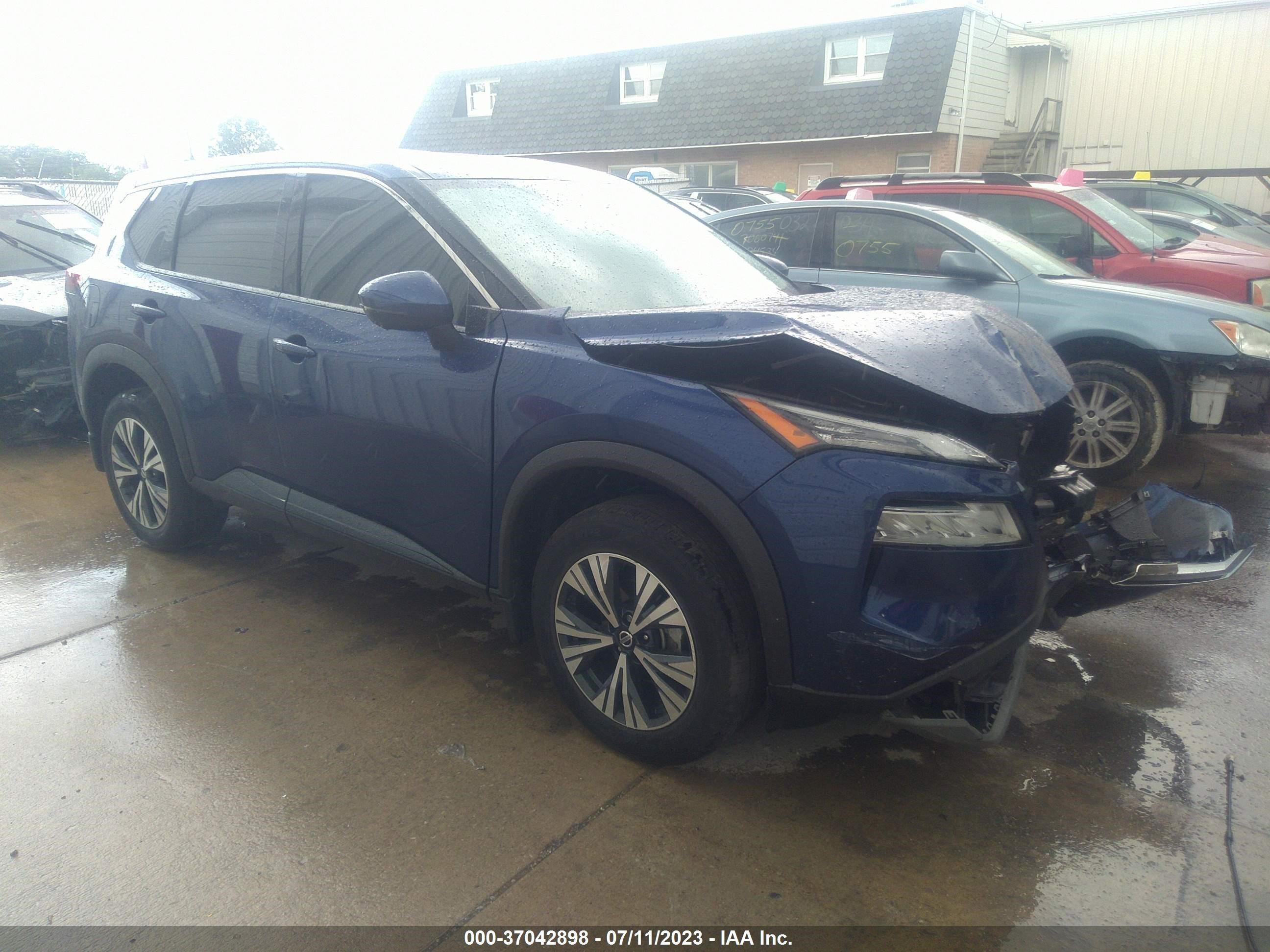 nissan rogue 2021 5n1at3bb7mc692656