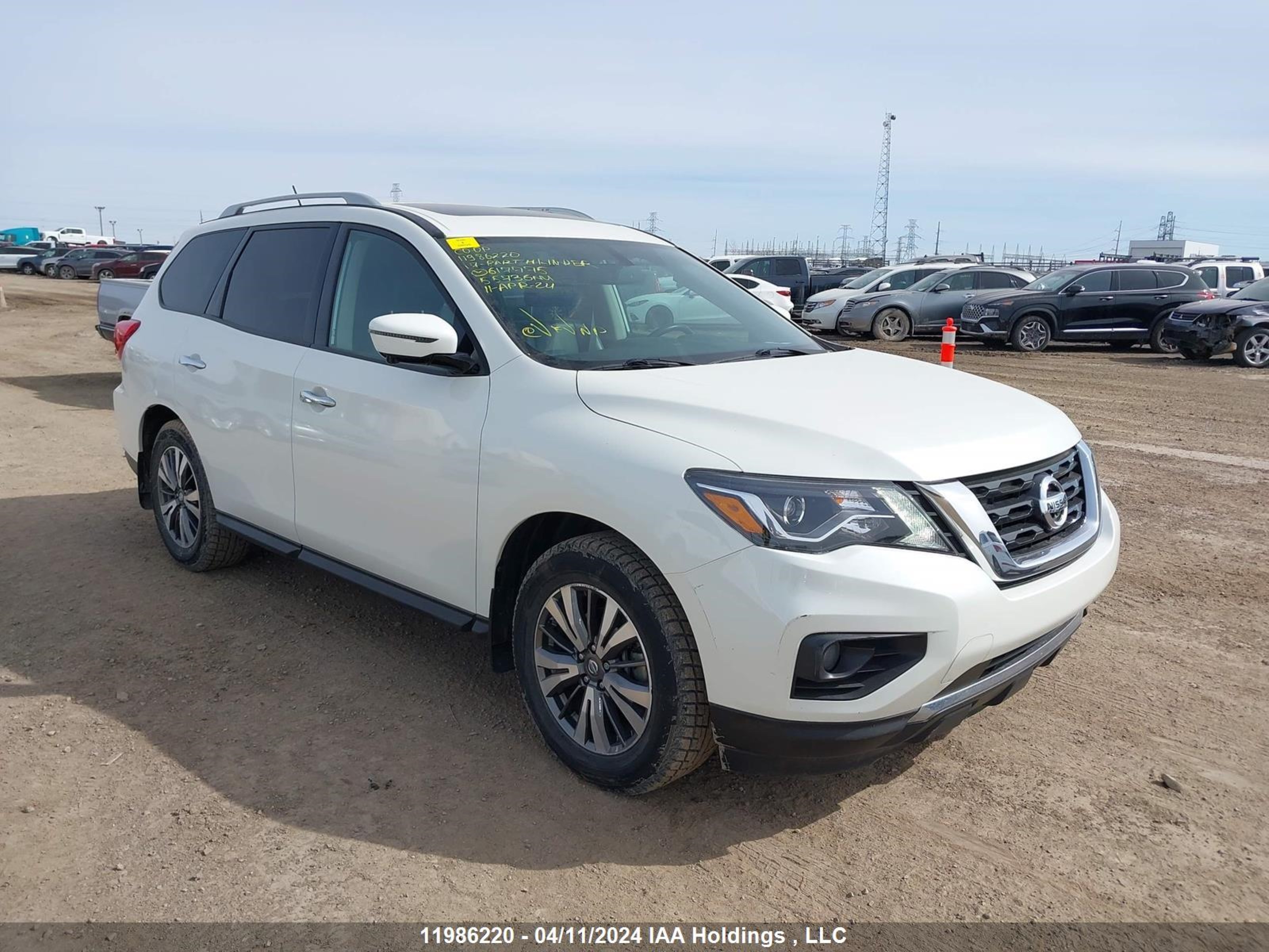 nissan pathfinder 2017 5n1dr2mm0hc617775