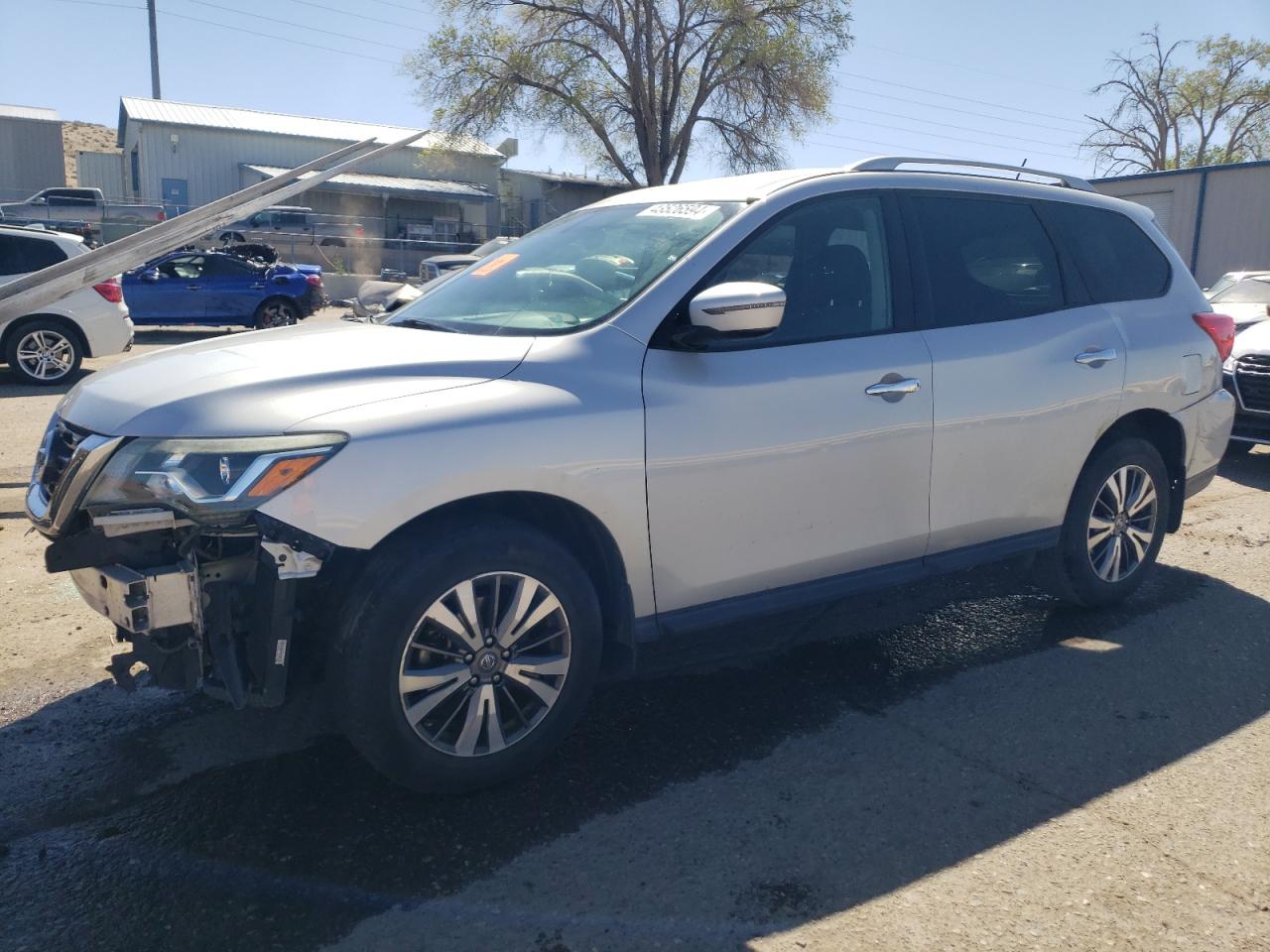 nissan pathfinder 2017 5n1dr2mm0hc630736