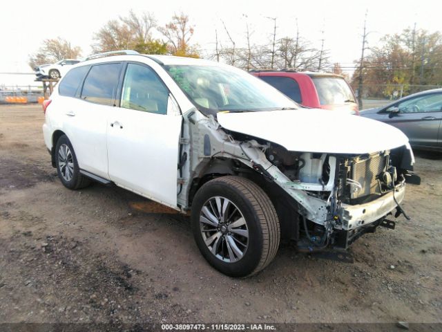 nissan pathfinder 2017 5n1dr2mm1hc601424