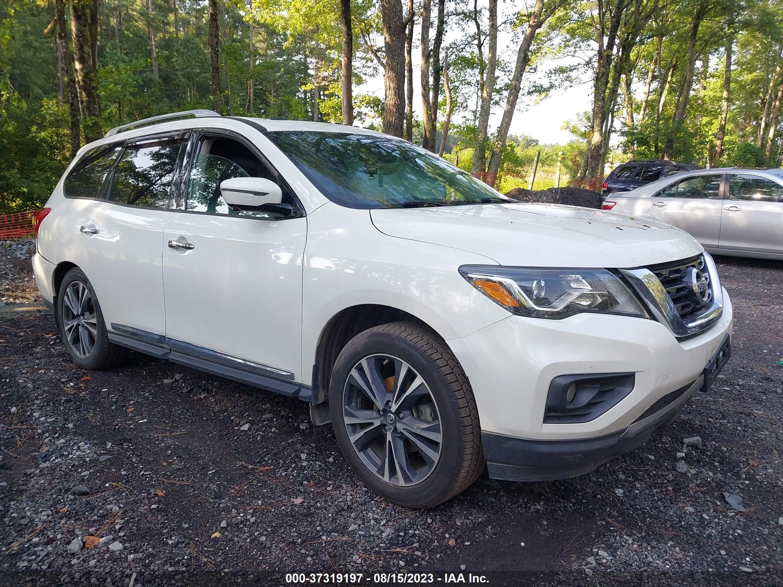 nissan pathfinder 2017 5n1dr2mm1hc636867