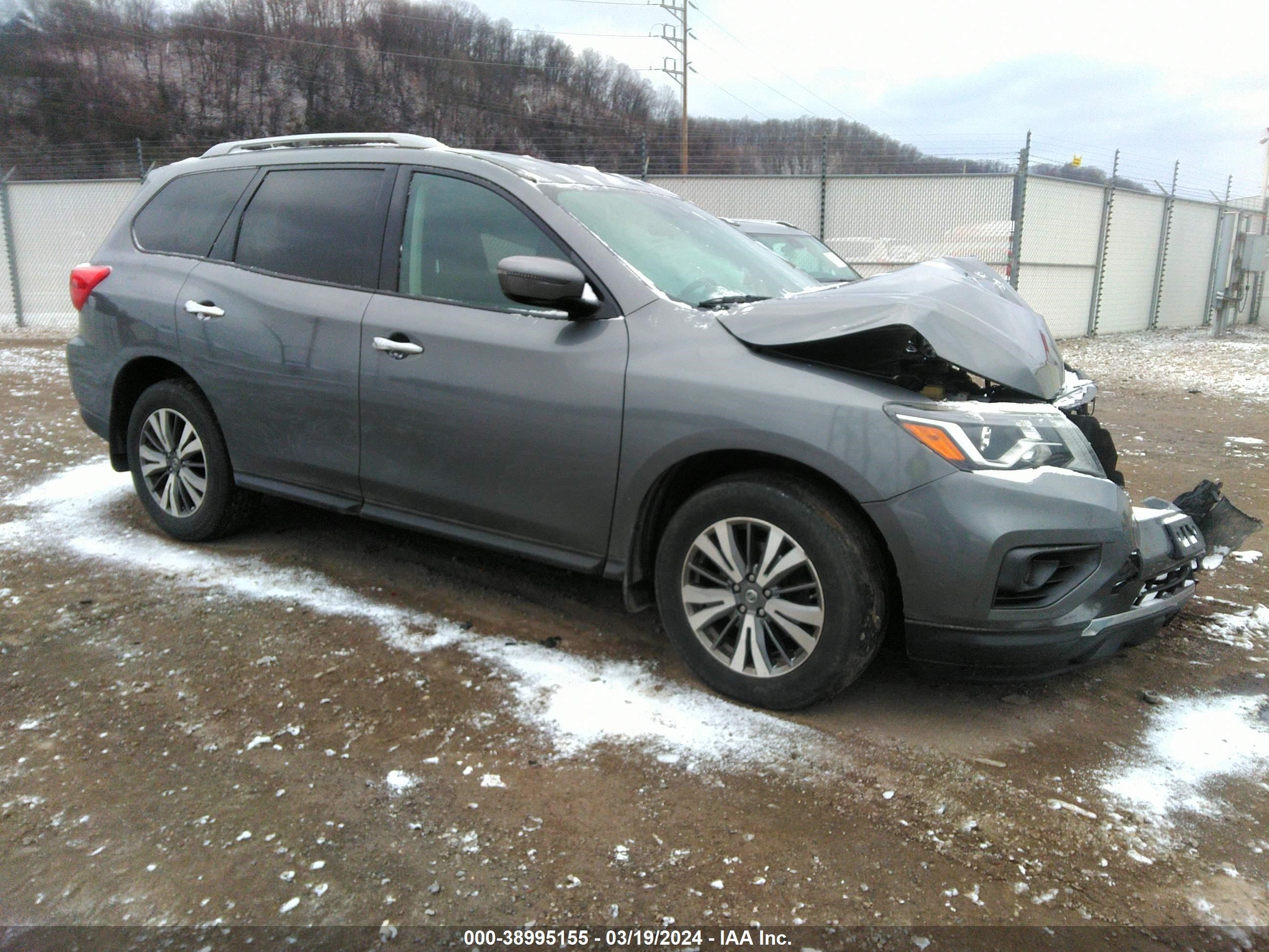 nissan pathfinder 2017 5n1dr2mm3hc602039