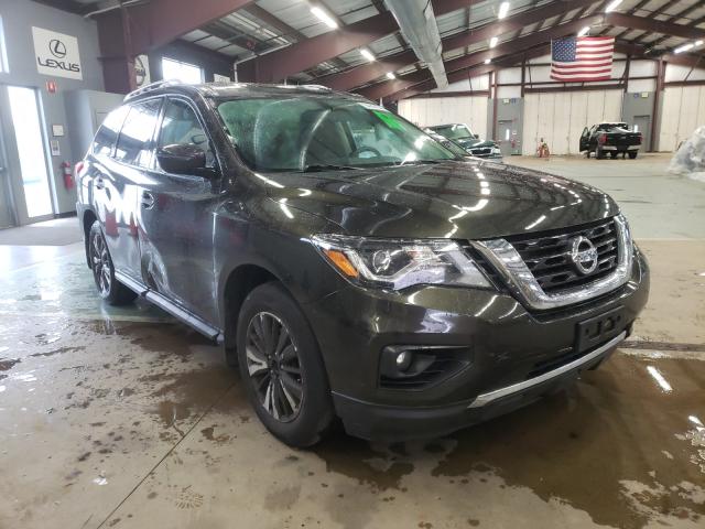 nissan pathfinder 2017 5n1dr2mm3hc629158