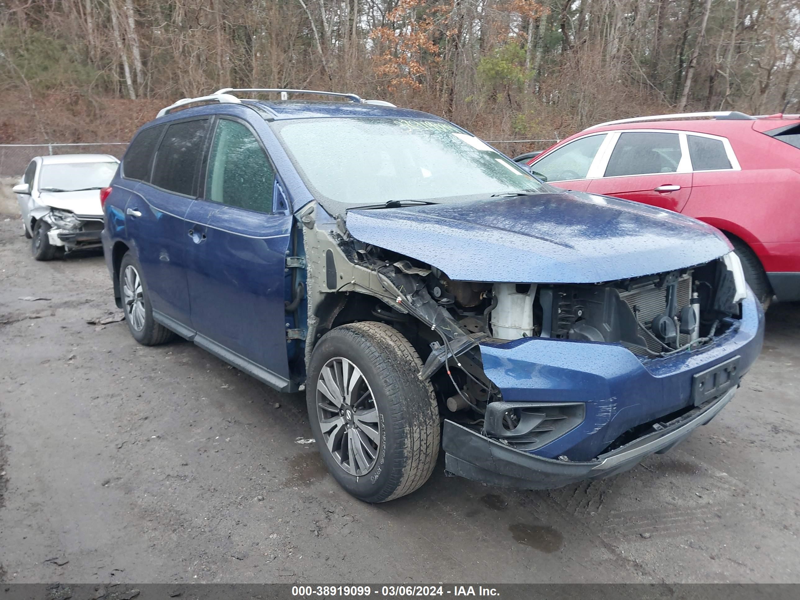 nissan pathfinder 2017 5n1dr2mm5hc650738