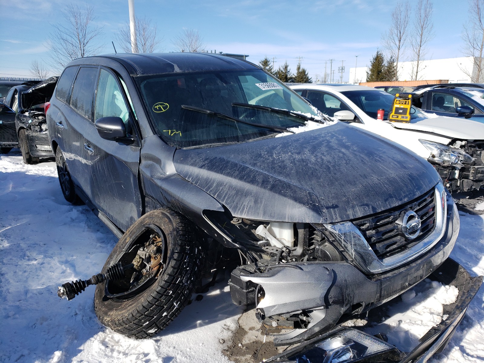 nissan pathfinder 2018 5n1dr2mm5jc672339