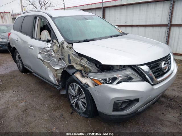 nissan pathfinder 2017 5n1dr2mm6hc912685