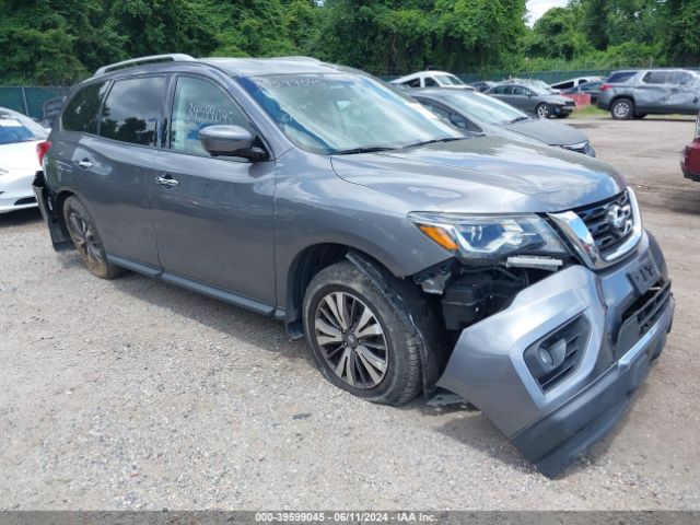 nissan pathfinder 2017 5n1dr2mm7hc656296