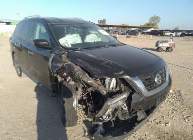 nissan pathfinder 2017 5n1dr2mm8hc645761