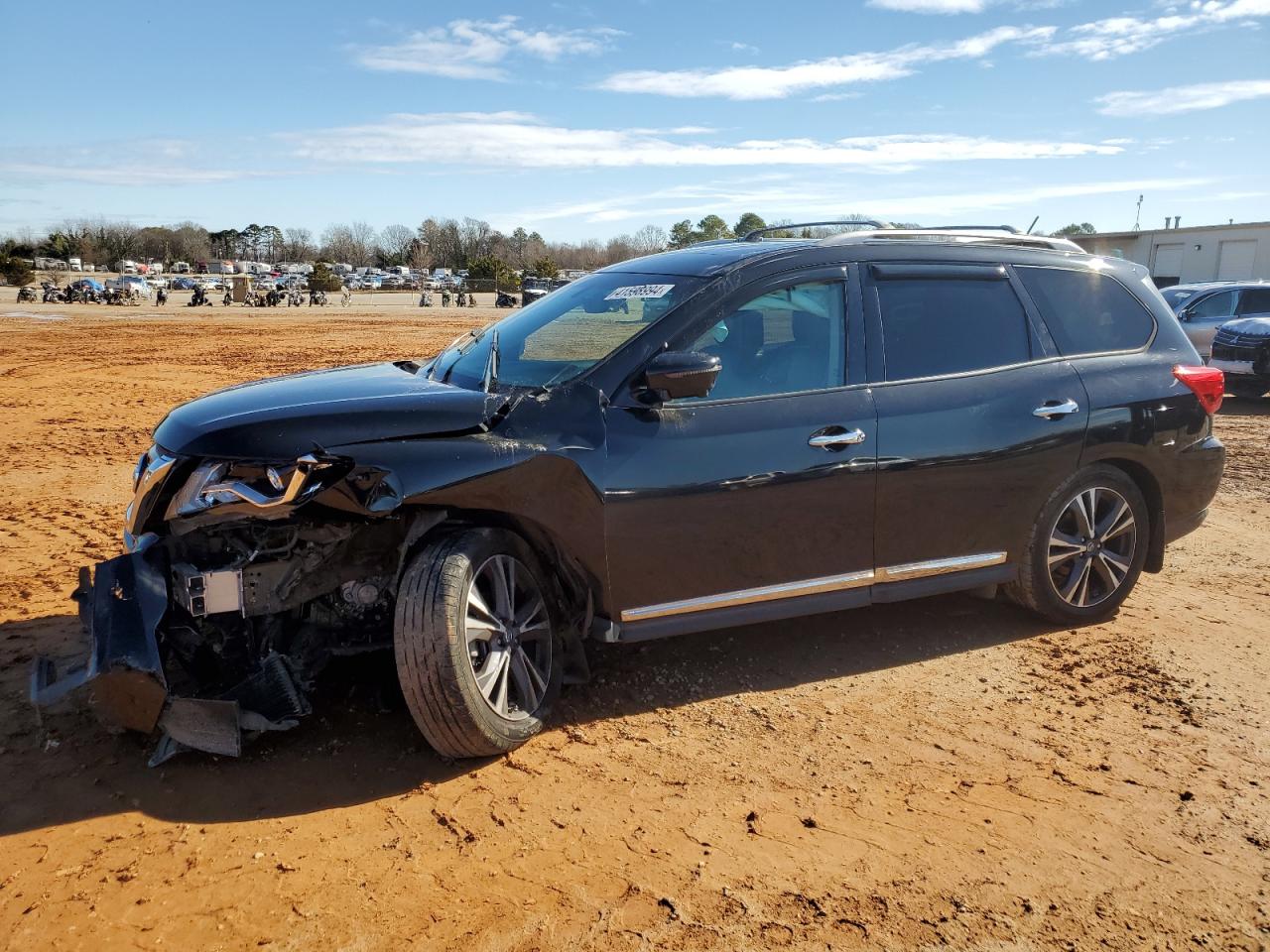 nissan pathfinder 2017 5n1dr2mn0hc601889