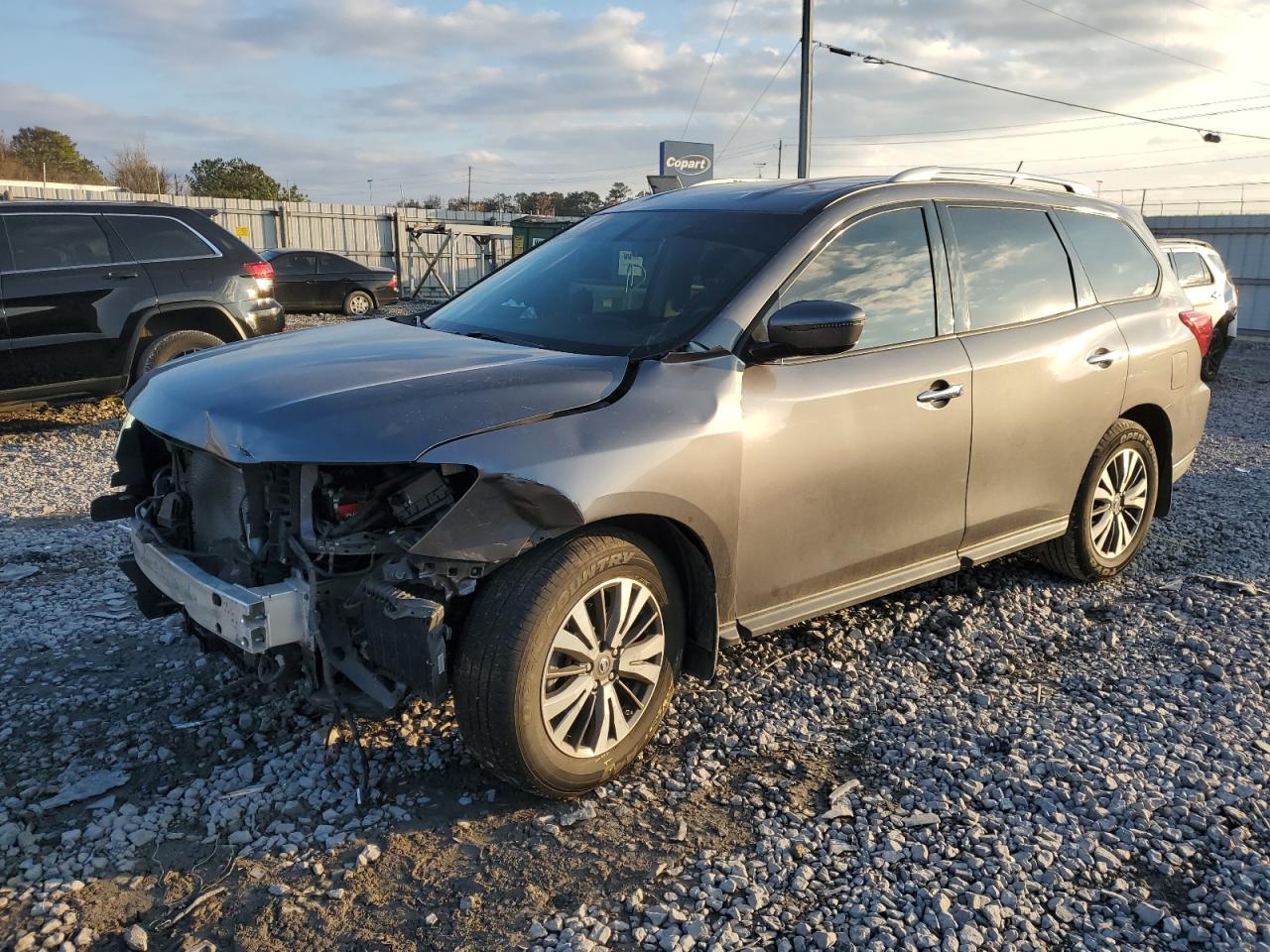 nissan pathfinder 2017 5n1dr2mn0hc629109