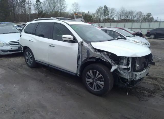 nissan pathfinder 2017 5n1dr2mn2hc622162