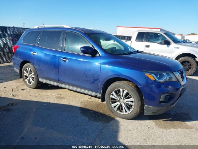 nissan pathfinder 2017 5n1dr2mn2hc627068