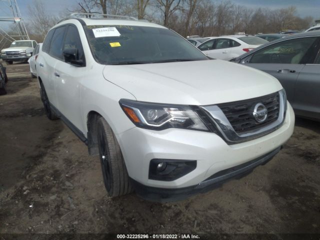 nissan pathfinder 2017 5n1dr2mn2hc684743