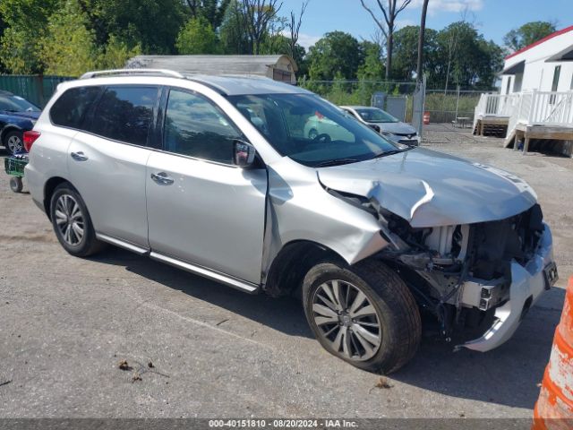 nissan pathfinder 2017 5n1dr2mn2hc688064