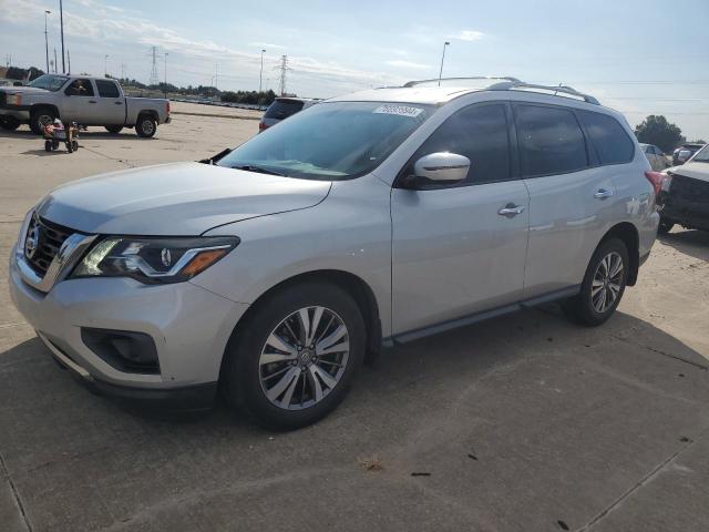 nissan pathfinder 2018 5n1dr2mn2jc669875