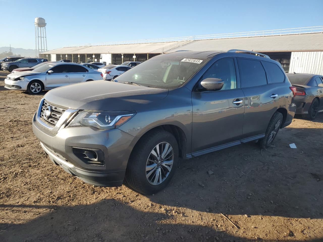 nissan pathfinder 2018 5n1dr2mn2jc672694