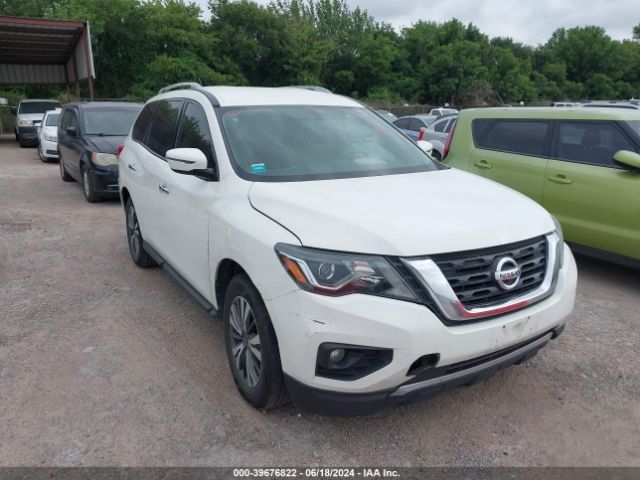 nissan pathfinder 2017 5n1dr2mn3hc667837