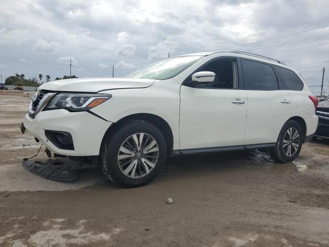 nissan pathfinder 2017 5n1dr2mn3hc671595