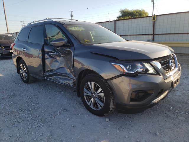 nissan pathfinder 2018 5n1dr2mn3jc677662