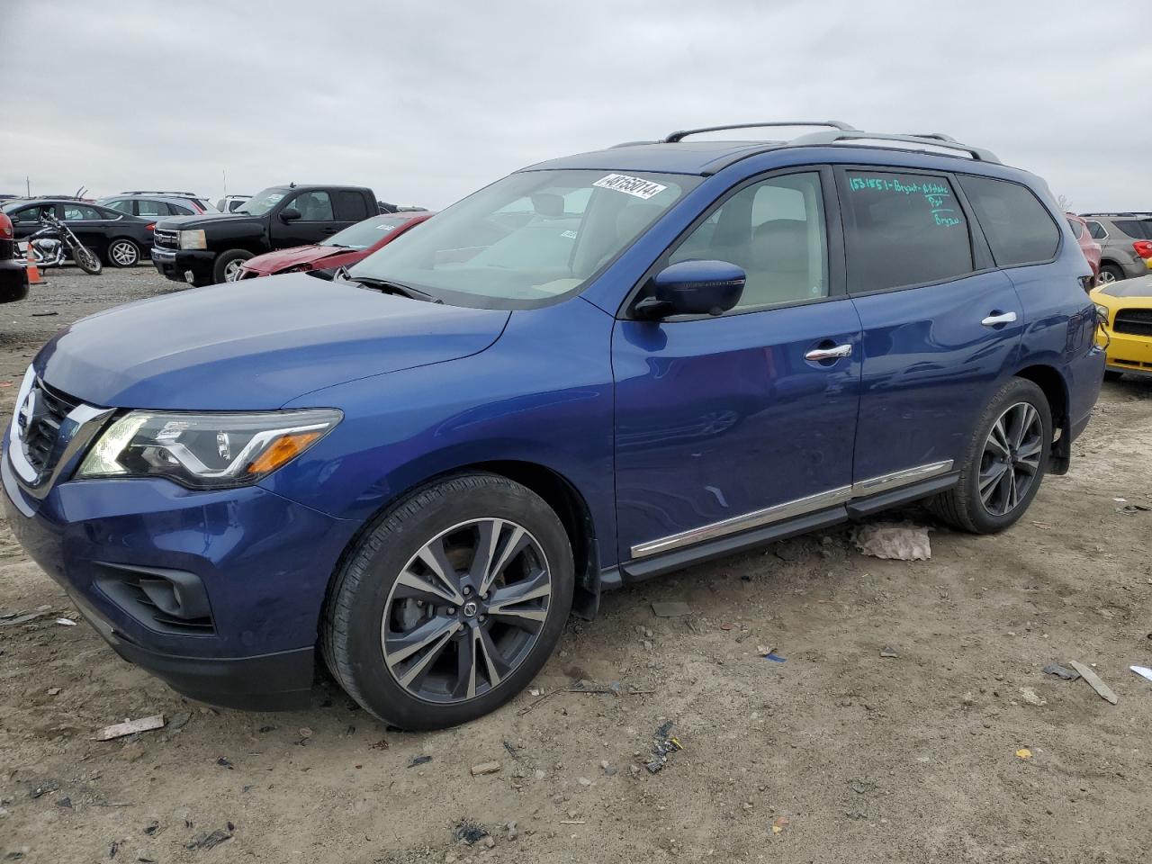 nissan pathfinder 2019 5n1dr2mn3kc624994