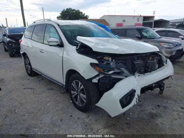 nissan pathfinder 2017 5n1dr2mn4hc668124