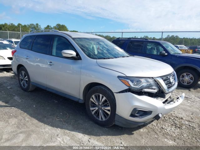 nissan pathfinder 2017 5n1dr2mn4hc669645