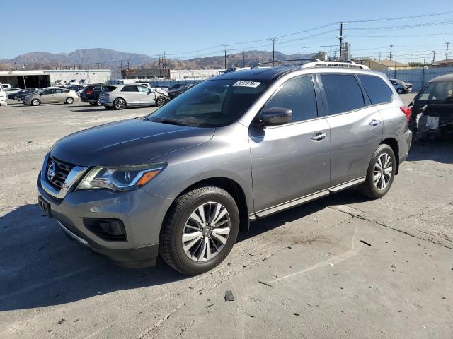 nissan pathfinder 2017 5n1dr2mn4hc913827