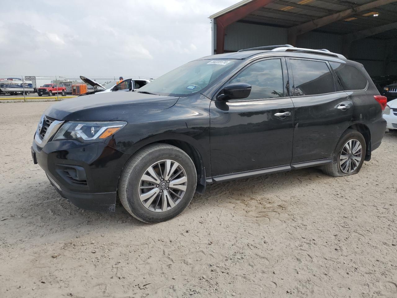 nissan pathfinder 2019 5n1dr2mn4kc622560