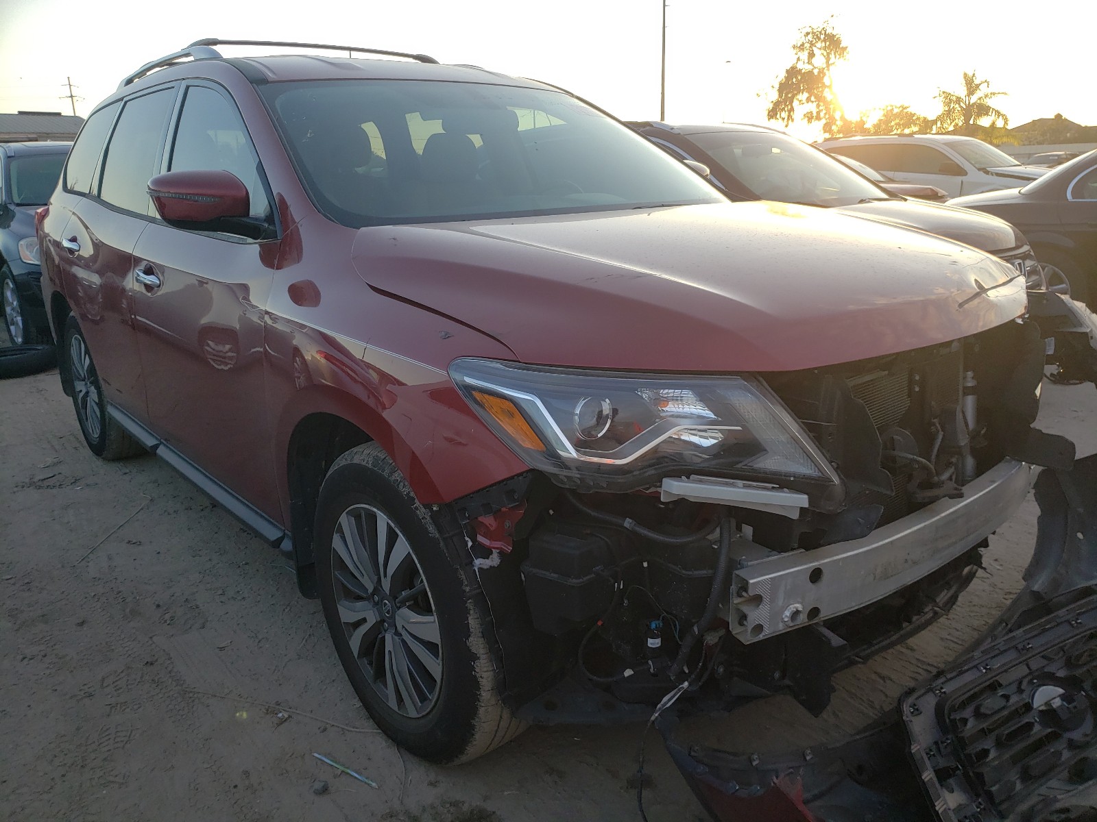 nissan pathfinder 2017 5n1dr2mn6hc601508