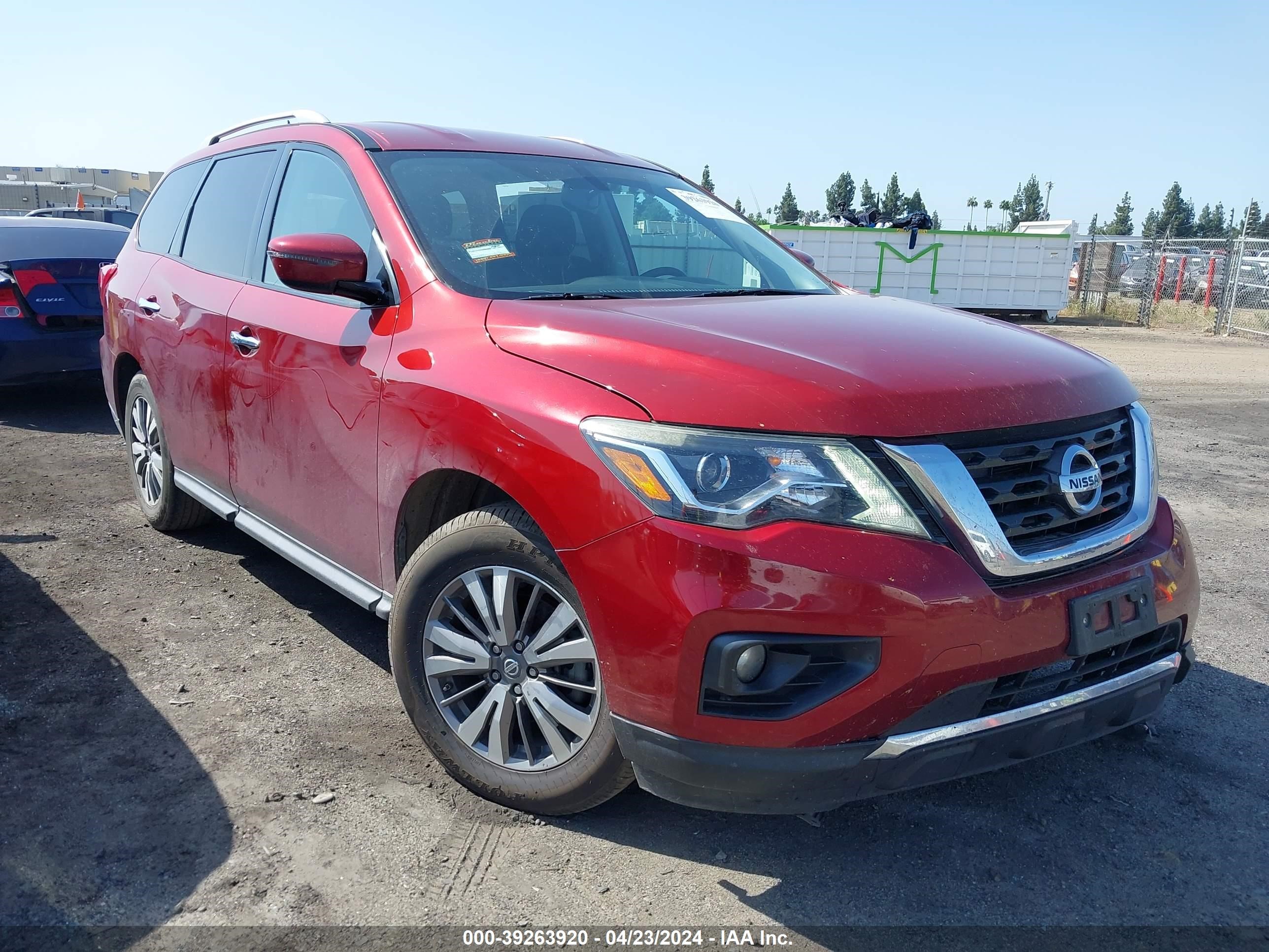 nissan pathfinder 2018 5n1dr2mn6jc619156